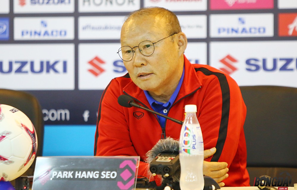 HLV Park Hang-seo:  - Bóng Đá