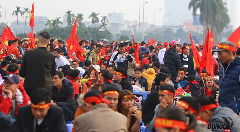 Trực tiếp sân Mỹ Đình: 