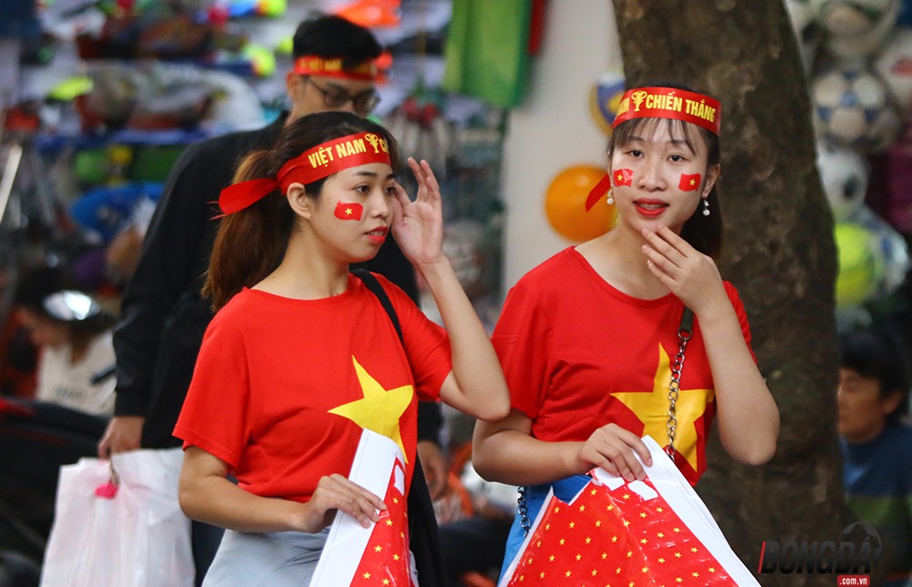TRỰC TIẾP ĐT VIỆT NAM 0-0 ĐT Campuchia: - Bóng Đá