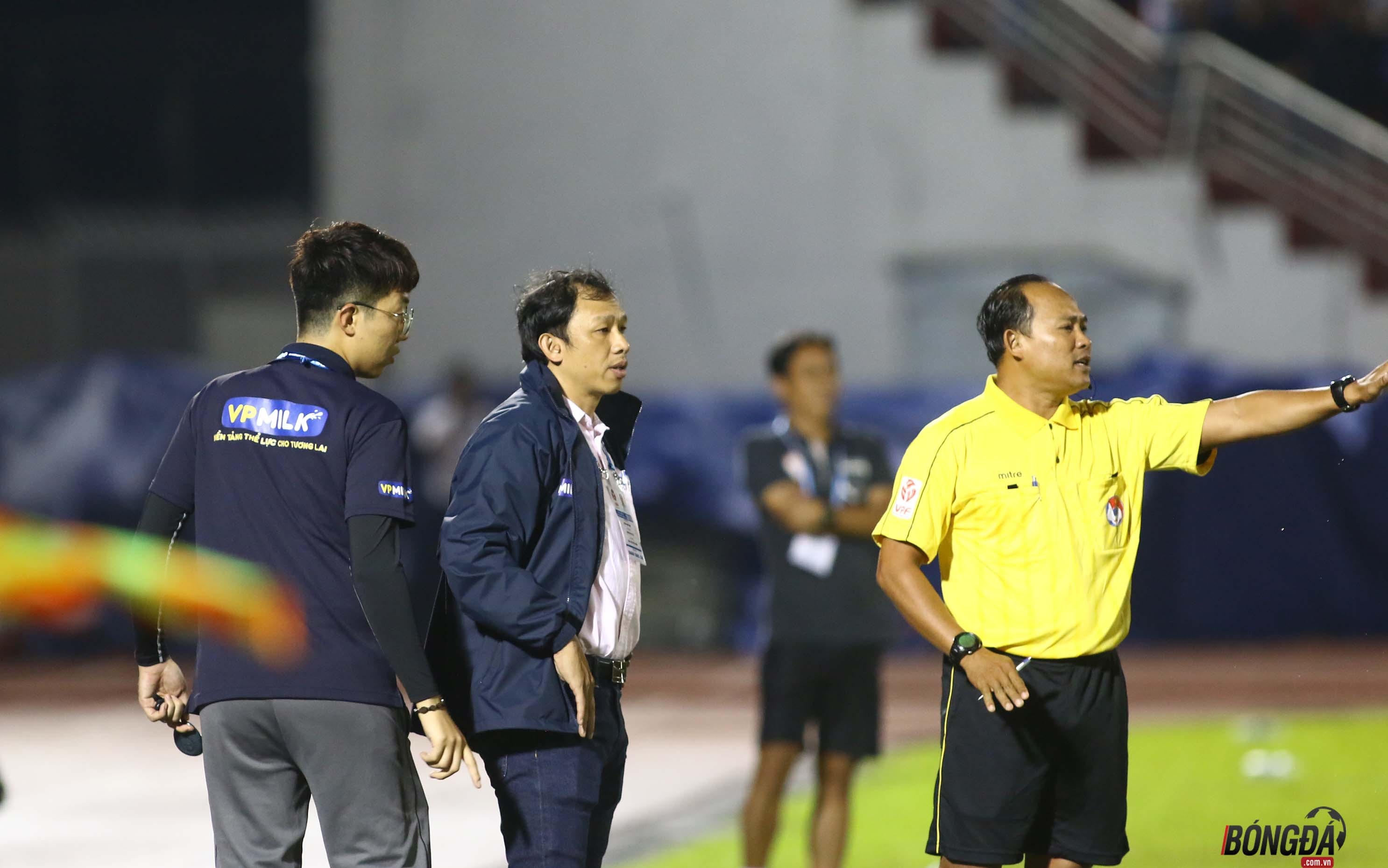 TRỰC TIẾP HAGL 0-0 Hà Nội FC (HIỆP 1): Công Phượng đối đầu Quang Hải - Bóng Đá