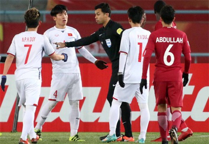 Trọng tài bắt chính trận Việt Nam vs Iran: Kẻ gieo sầu cho lứa U23 tại Thường Châu - Bóng Đá