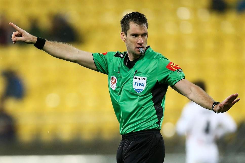 Ngoại hạng Anh chuẩn bị đón trọng tài ngoại đầu tiên trong lịch sử - Bóng Đá