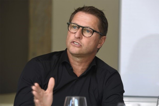 Được hỏi kế sách đối phó Việt Nam, HLV Jordan trả lời 