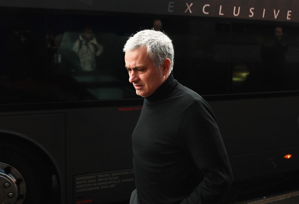 Mourinho sắp vượt mặt Sir Alex ở League Cup - Bóng Đá