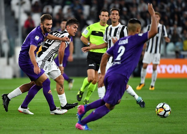 Juventus 1-0 Fiorentina: Higuain không 'cô đơn' - Bóng Đá