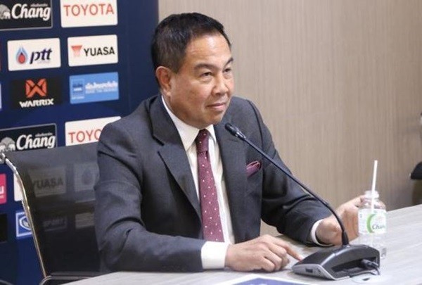 Phớt lờ Kiatisuk, U23 Thái Lan săn thầy ngoại - Bóng Đá
