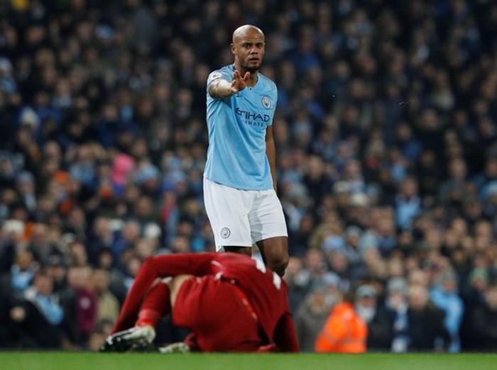 Bị Klopp chỉ trích thậm tệ, Kompany lên tiếng 