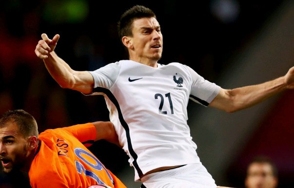 Ấn định ngày Koscielny chia tay tuyển Pháp - Bóng Đá