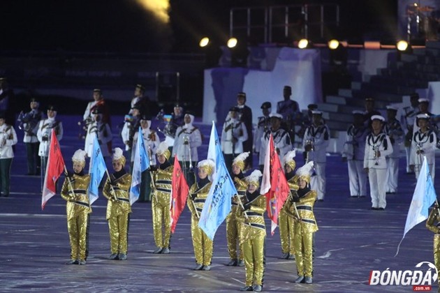 Trực tiếp lễ bế mạc SEA Games 29: Khán giả lấp kín khán đài Bukit Jalil - Bóng Đá