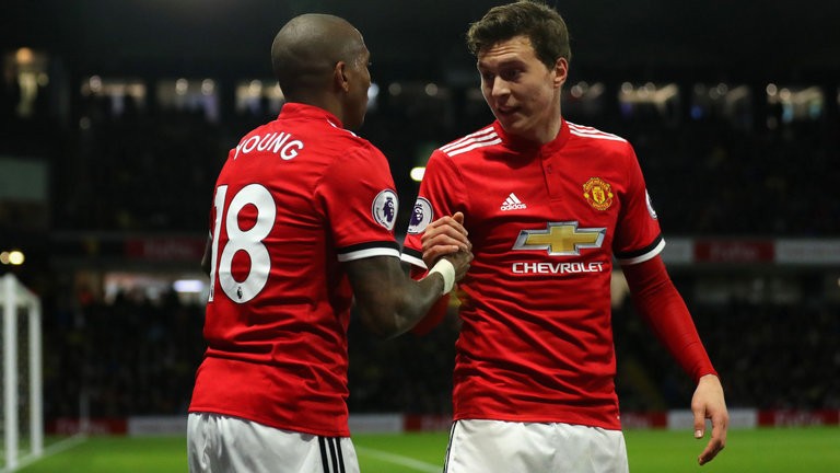 Lindelof thăng tiến nhanh chóng, Mourinho nói gì? - Bóng Đá