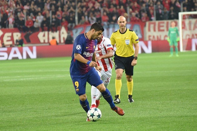 Luis Suarez: Khi 'quái vật' không còn răng nanh - Bóng Đá