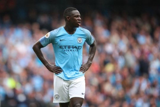 Man City vs Liverpool, Pep chào đón sự trở lại của 