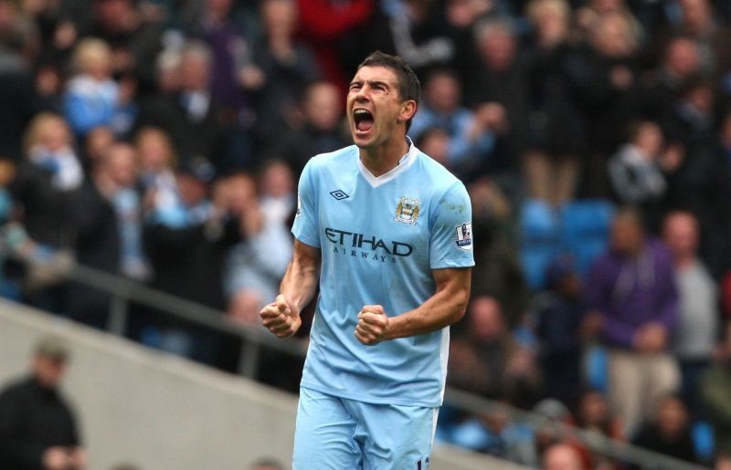 Đội hình 11 ngôi sao đã bán của Man City: Đội trưởng Serbia, 