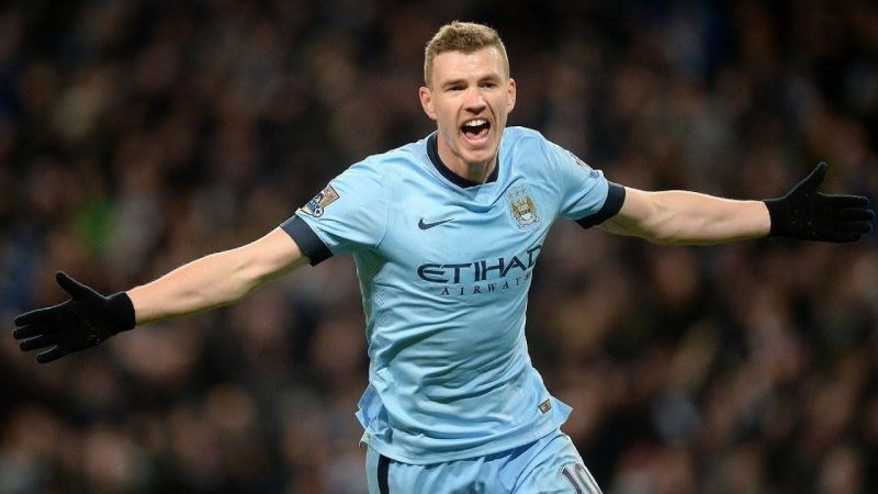 Đội hình 11 ngôi sao đã bán của Man City: Đội trưởng Serbia, 