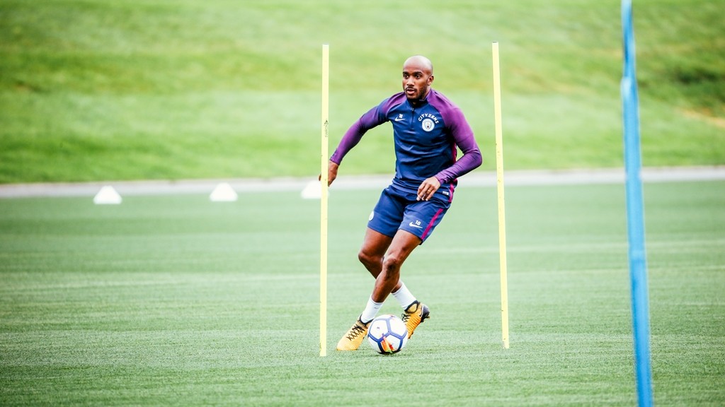 Ảnh tập Man City - Bóng Đá