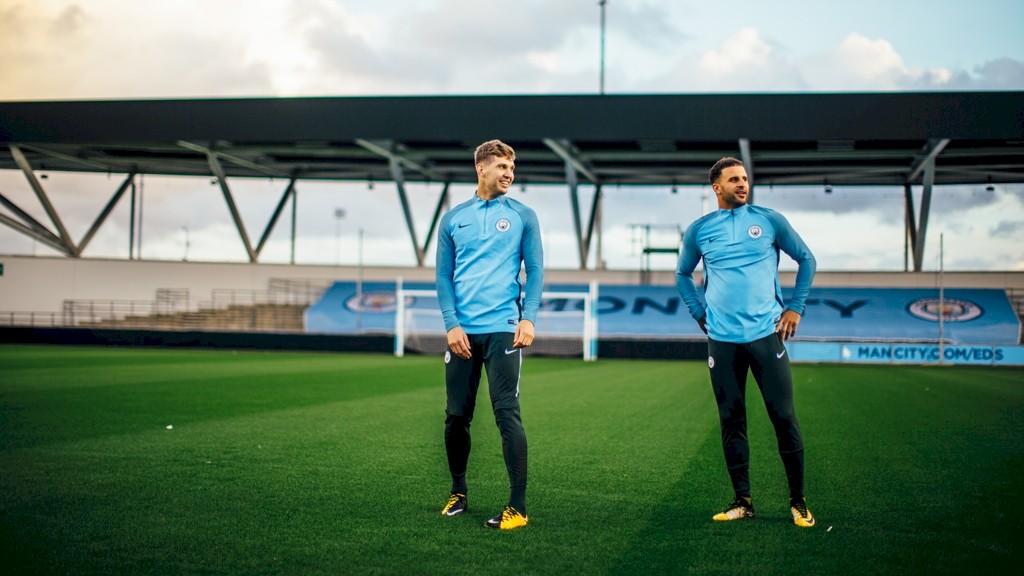Áo đấu thứ 3 Man City - Bóng Đá