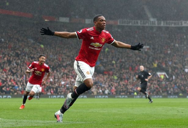 Martial: Mourinho rất nghiêm khắc, đặc biệt là với tôi - Bóng Đá
