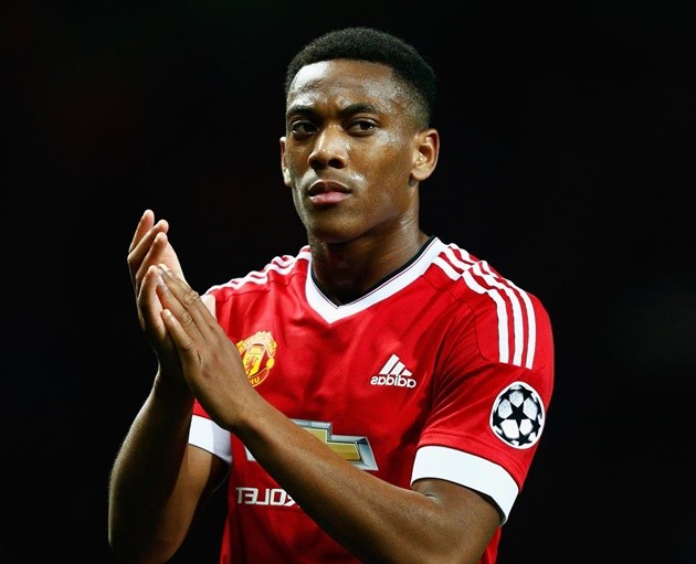 NÓNG: MU tiếp tục gửi đề nghị khủng đến Martial - Bóng Đá