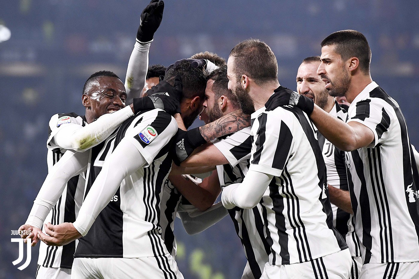 Sau vòng 18 Serie A: Song mã dần hình thành - Bóng Đá