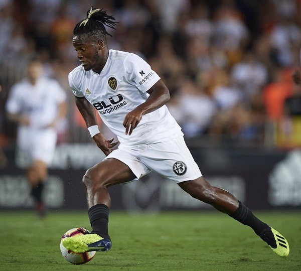 Michy Batshuayi: “Gã lãng du” mới của bóng đá châu Âu - Bóng Đá