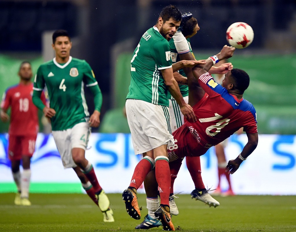 Mexico 1-0 Panama: Xin chào ngước Nga - Bóng Đá