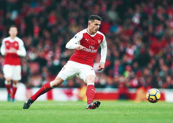 Guendouzi làm được điều mà Xhaka không thể - Bóng Đá