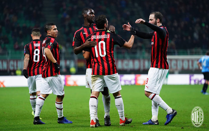 Vùi dập Dudelange, AC Milan nắm lại quyền tự quyết - Bóng Đá