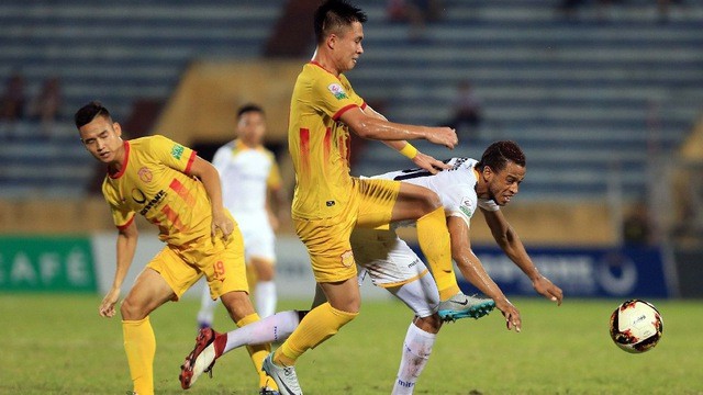 Tuyển thủ U23 Việt Nam có niềm tin mãnh liệt về cơ hội trụ hạng của Nam Định - Bóng Đá