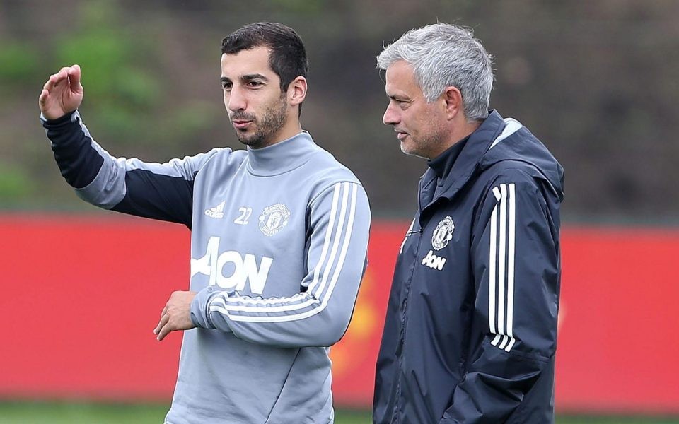 Mourinho làm rõ ý định 
