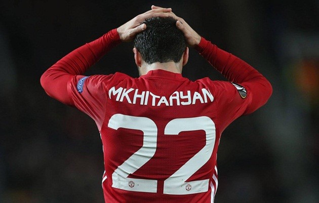Phía trước Mkhitaryan là tương lai màu xám - Bóng Đá