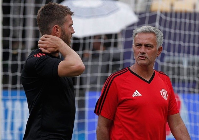 TIẾT LỘ: Dàn sao Man Utd hài lòng với hai quyết định này của Mourinho - Bóng Đá