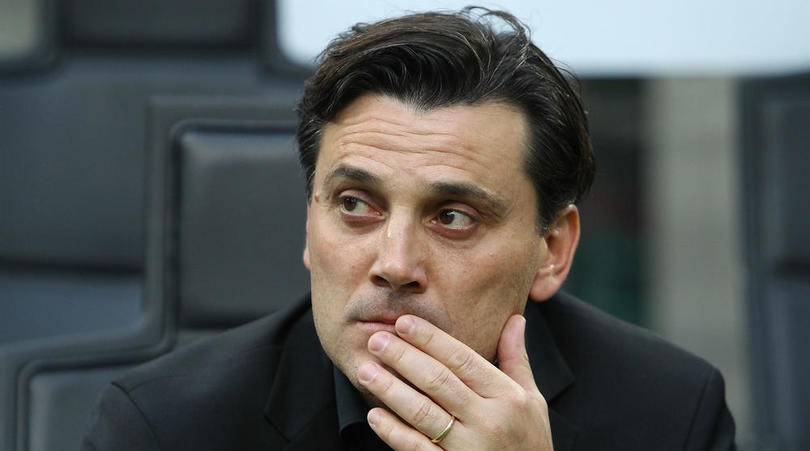 HLV Vincenzo Montella cầu cứu NHM AC Milan - Bóng Đá