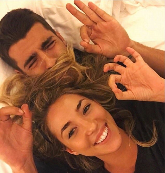 Xa Morata vài ngày, Alice Campello đã nhớ chồng da diết - Bóng Đá
