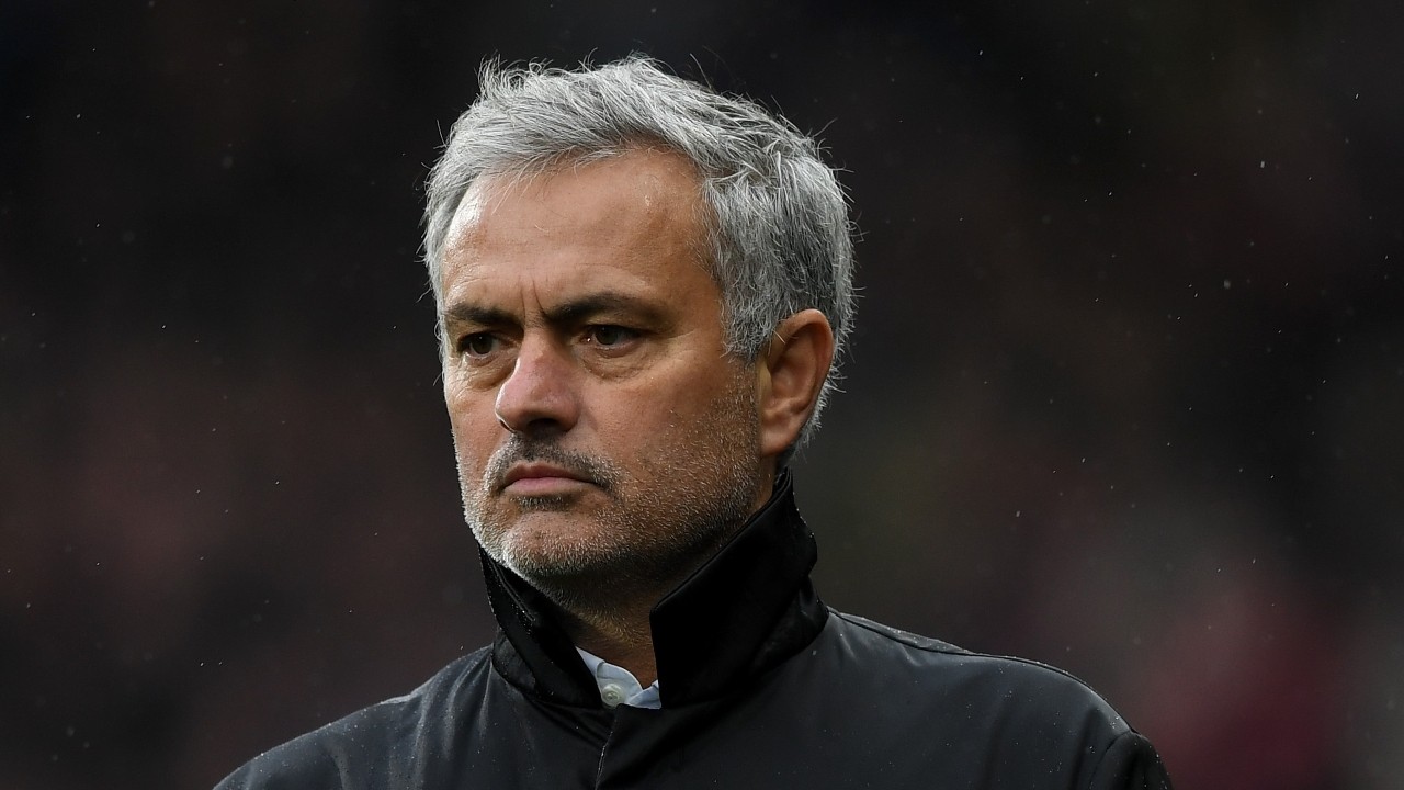 Lindelof mắc sai lầm, Mourinho phản ứng ra sao? - Bóng Đá