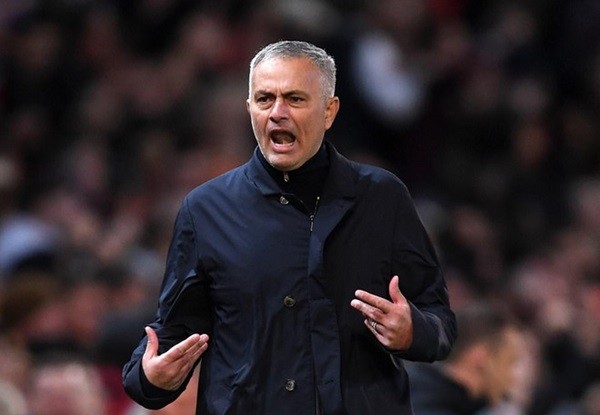 MU thắng nghẹt thở: Vì Old Trafford không phản bội Mourinho - Bóng Đá