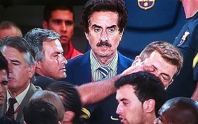 5 lần Mourinho công khai chống cả thế giới - Bóng Đá