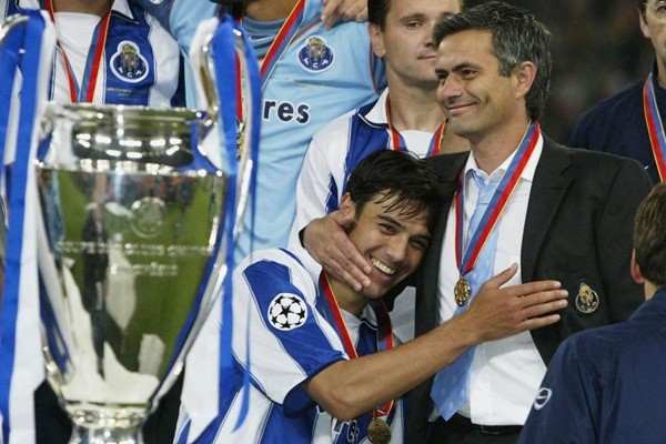Với Mourinho, Manchester United đừng hy vọng trở lại thời kỳ đỉnh cao - Bóng Đá