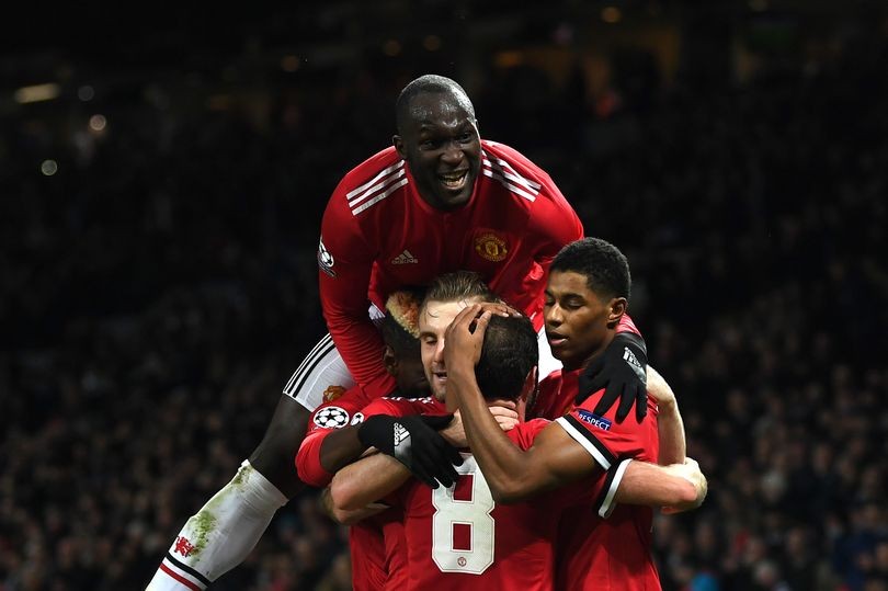 Mourinho nổi điên: Chúng tôi đá như đùa - Bóng Đá