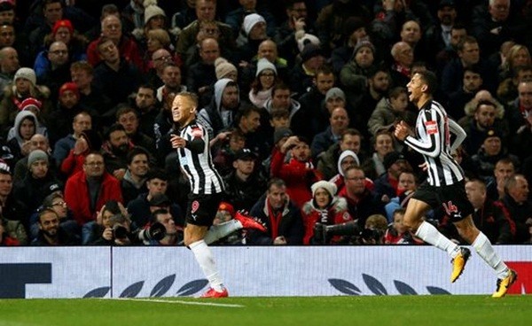 TRỰC TIẾP Man Utd 0-1 Newcastle: Lindelof trượt ngã tai hại (H1) - Bóng Đá