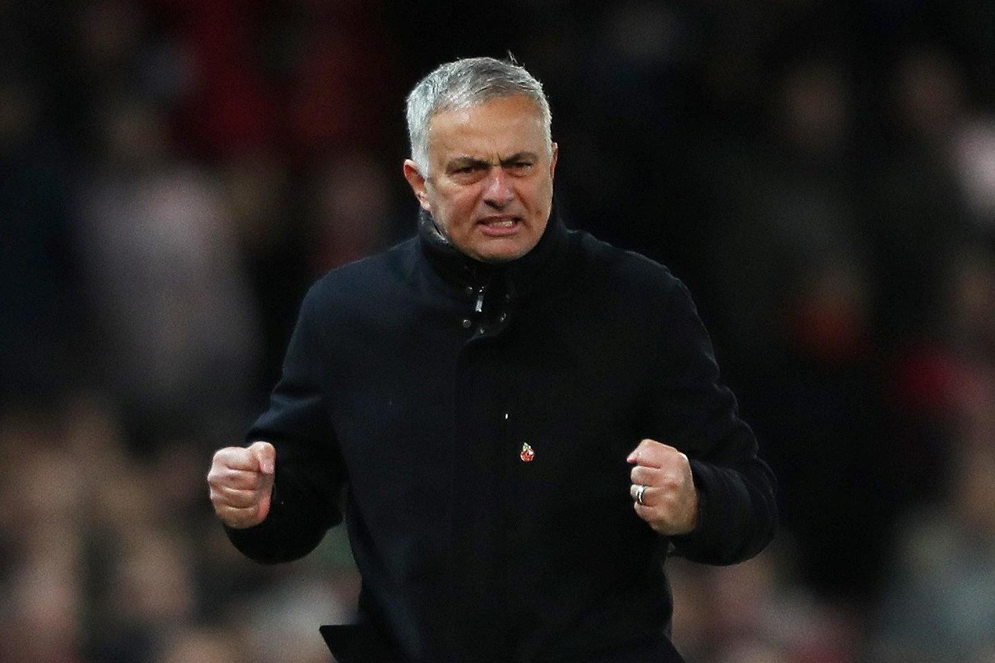 Why Anthony Martial stayed at Manchester United after he wanted to leave - Bóng Đá