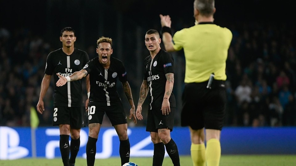 Neymar: 