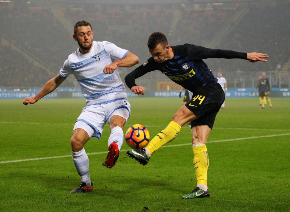 Thay đổi đột ngột, Inter sẵn sàng đón siêu hậu vệ - Bóng Đá