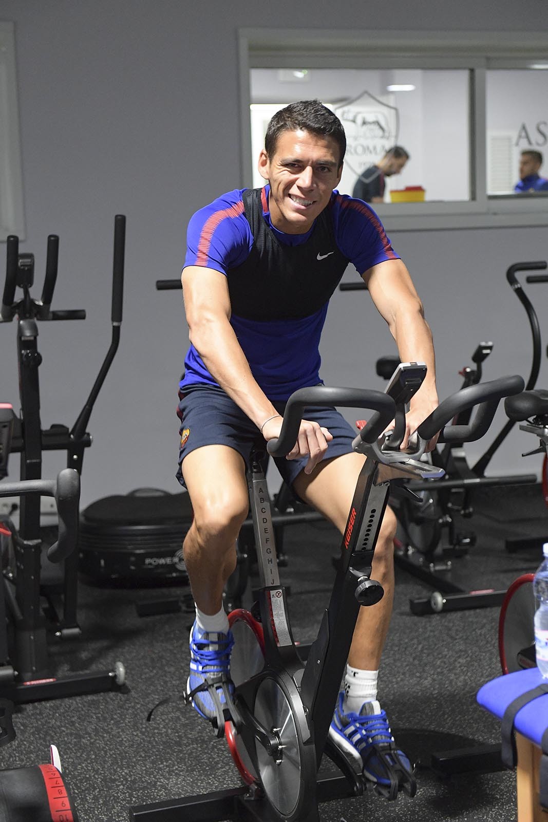 Roma tập luyện - Bóng Đá