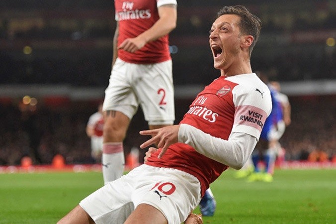 Arsenal thắng trận, Bellerin khen ngợi đặc biệt một người - Bóng Đá