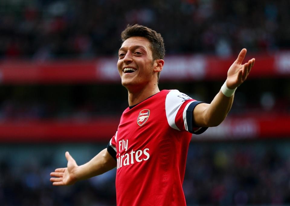 Cựu danh thủ Chelsea chỉ trích Ozil lười biếng, khiến Arsenal lụn bại - Bóng Đá