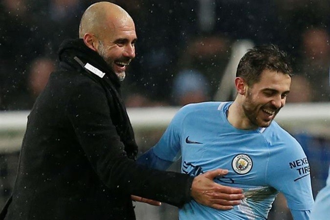 Trò cưng của Pep lên tiếng việc sao 52 triệu bảng sắp bị tống cổ khỏi Man City - Bóng Đá