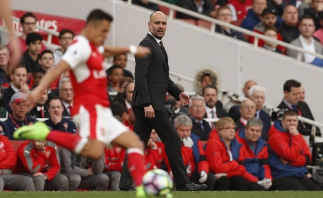 Vâng! Sanchez là minh chứng rõ nét nhất cho sự lố bịch của Woodward - Bóng Đá