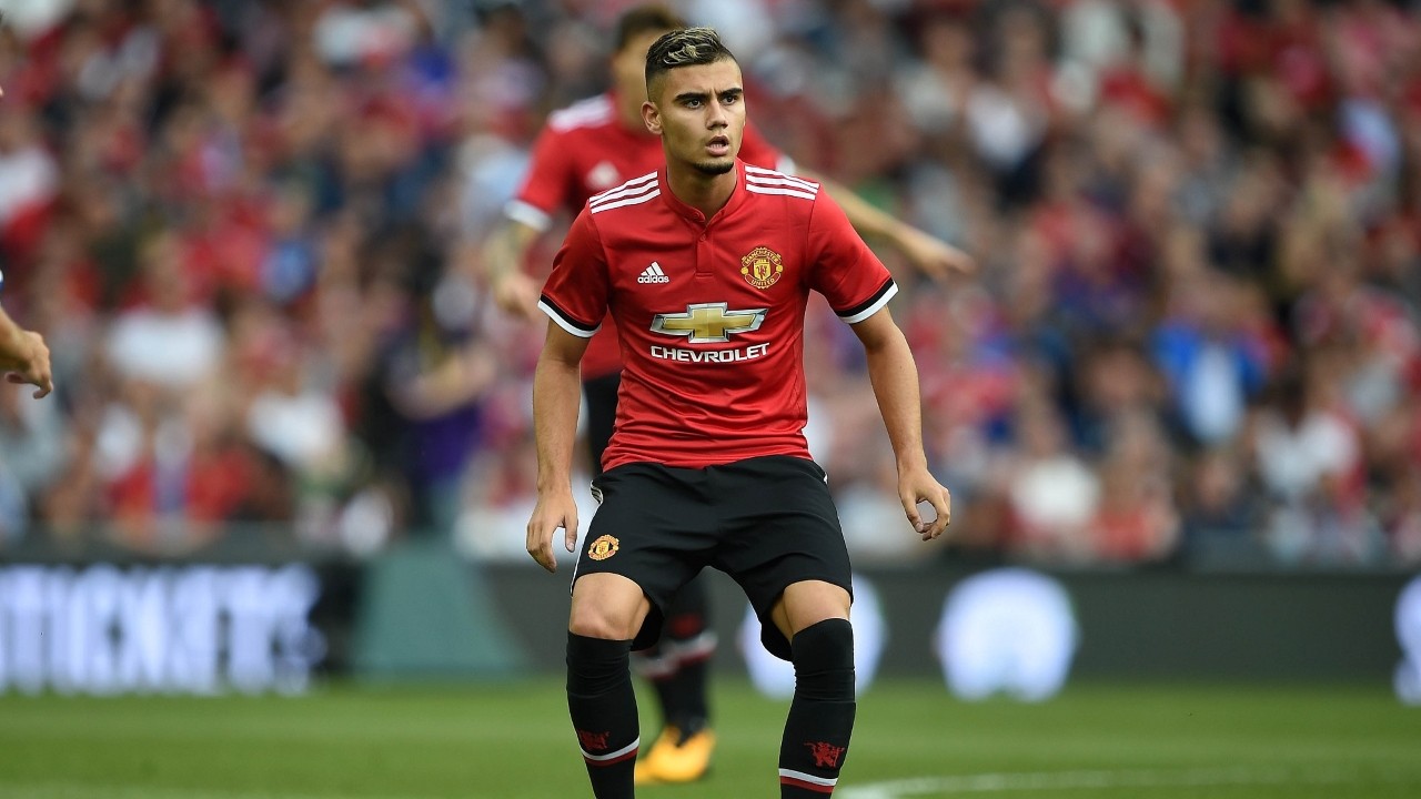 HLV Mourinho 'đặt cược' vào Andreas Pereira - Bóng Đá
