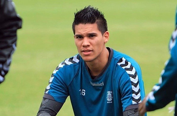Thủ môn Etheridge chỉ chơi một trận cho Philippines tại Asian Cup? - Bóng Đá