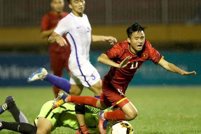 Tiền vệ HAGL nói gì trước ngày lên tập trung ĐT Việt Nam? - Bóng Đá